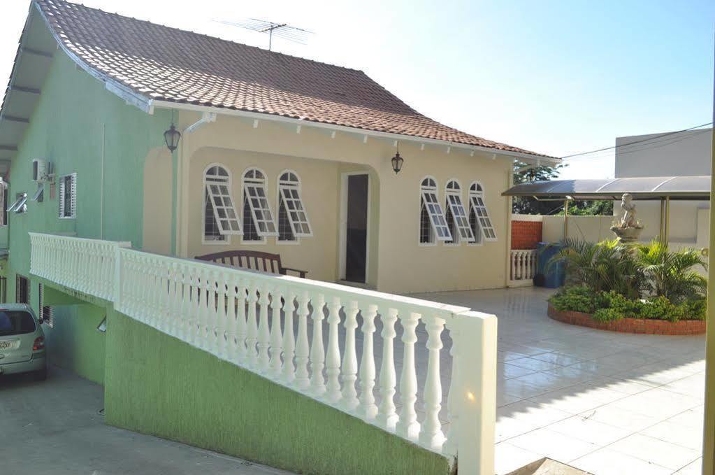 Iguassu Guest House Foz do Iguaçu Dış mekan fotoğraf